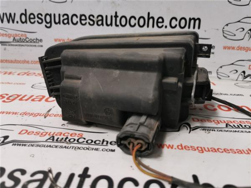 FARO ANTINIEBLA IZDO.