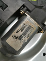 ELEVALUNAS ELECTRICO DEL. IZDO.