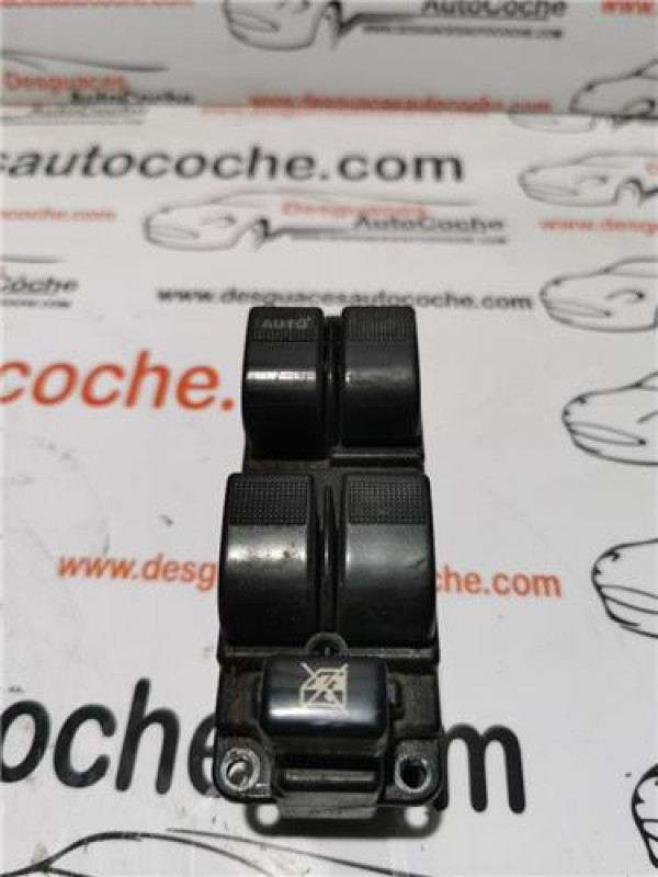 BOTONERA PUERTA DEL. IZDA.