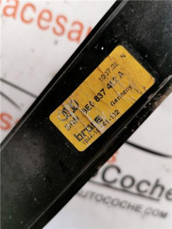 ELEVALUNAS ELECTRICO DEL. DCHO.