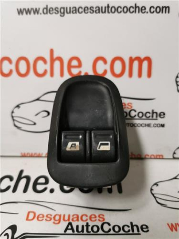 BOTONERA PUERTA DEL. IZDA.