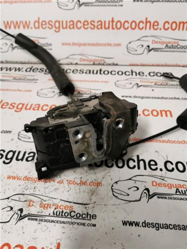 CERRADURA PUERTA TRA. DCHA.