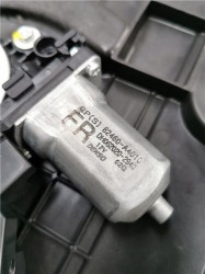 ELEVALUNAS ELECTRICO DEL. DCHO.