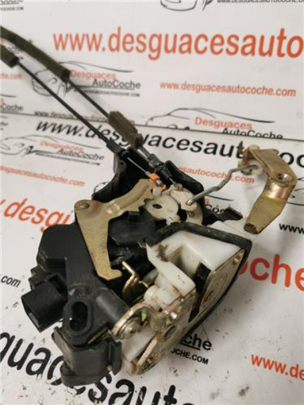 CERRADURA PUERTA DEL. IZDA.