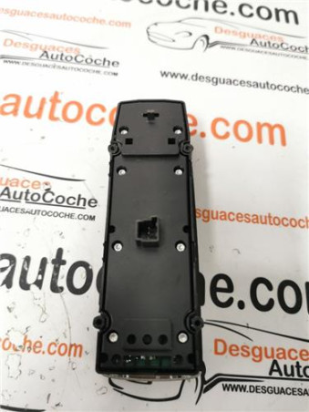 BOTONERA PUERTA DEL. IZDA.