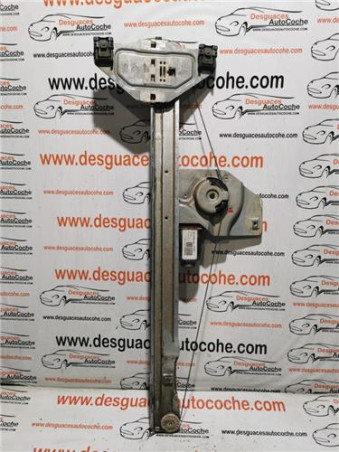 ELEVALUNAS ELECTRICO DCHO.