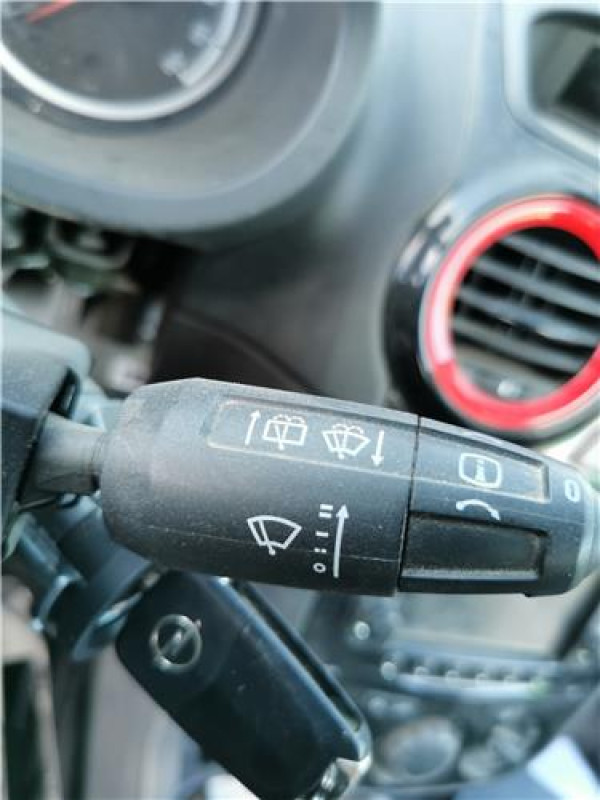 MANDO LIMPIAPARABRISAS