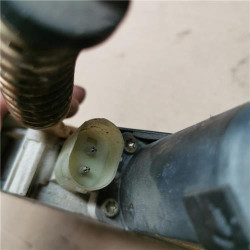 ELEVALUNAS ELECTRICO TRA. IZDO.