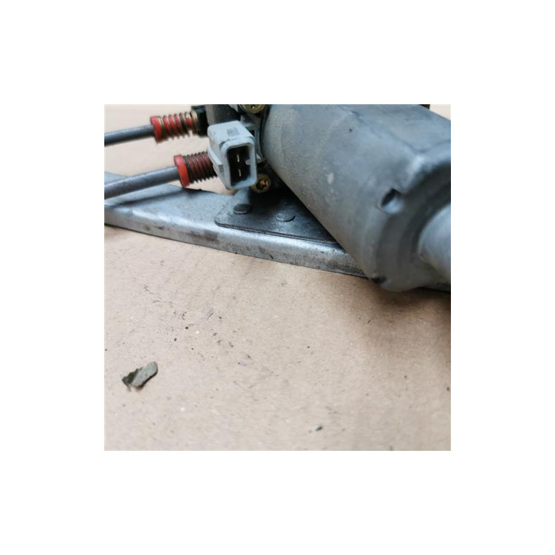 ELEVALUNAS ELECTRICO DEL. IZDO.