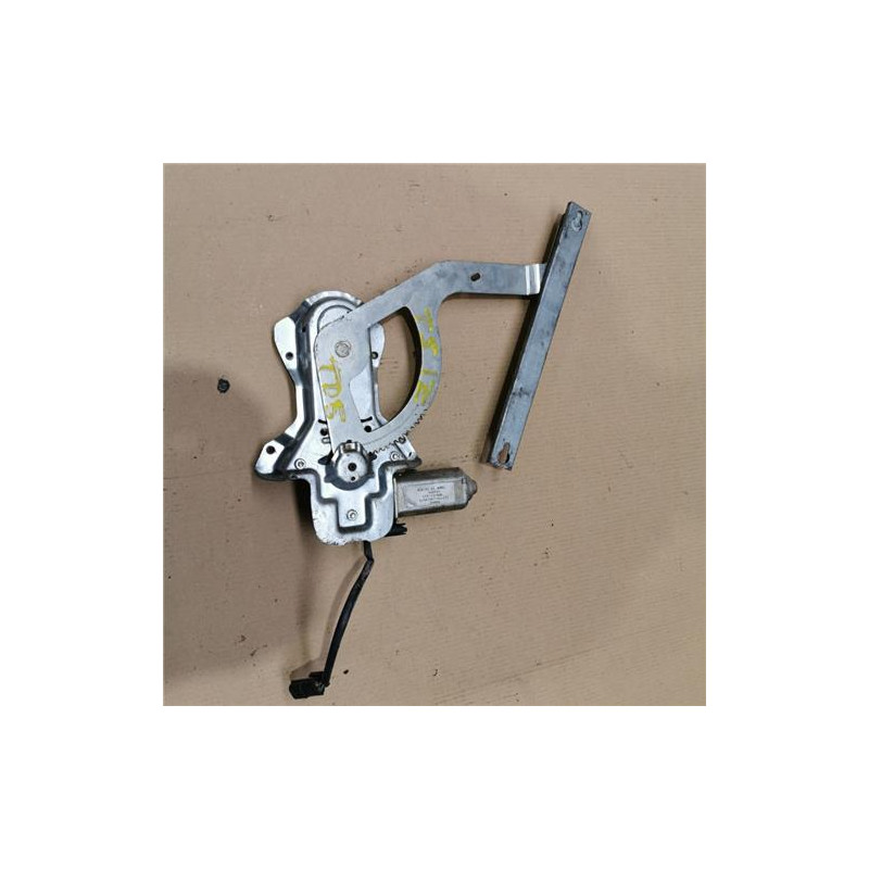 ELEVALUNAS ELECTRICO TRA. IZDO.