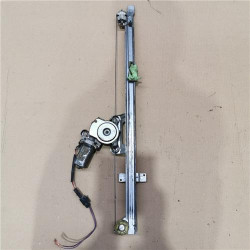 ELEVALUNAS ELECTRICO DCHO.