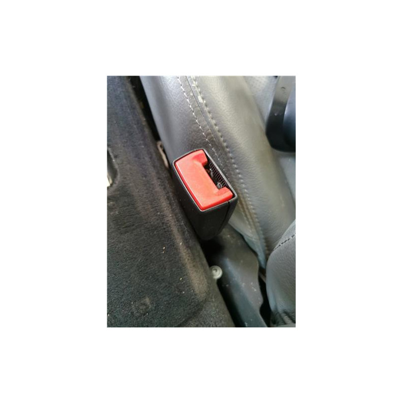 ANCLAJE CINTURON DEL. DCHO.