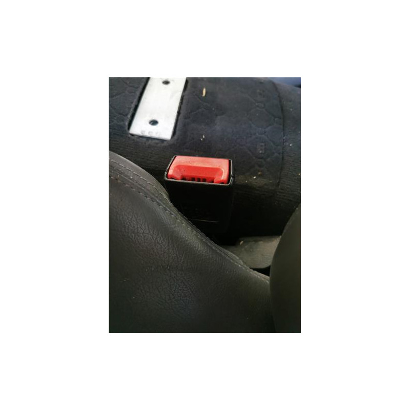 ANCLAJE CINTURON DEL. IZDO.