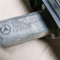 ELEVALUNAS ELECTRICO TRA. IZDO.