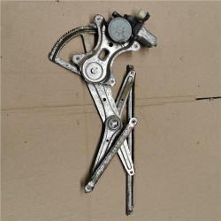 ELEVALUNAS ELECTRICO DEL. DCHO.