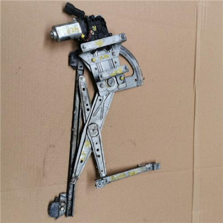 ELEVALUNAS ELECTRICO DEL. IZDO.