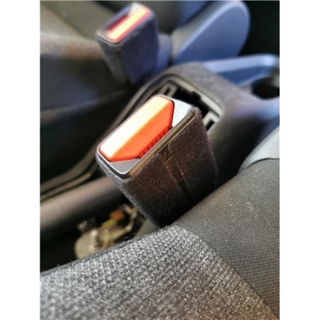 ANCLAJE CINTURON DEL. IZDO.