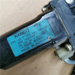 ELEVALUNAS ELECTRICO TRA. IZDO.