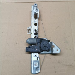 ELEVALUNAS ELECTRICO TRA. DCHO.