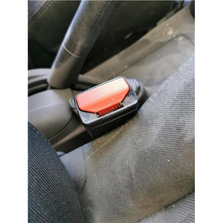 ANCLAJE CINTURON DEL. DCHO.