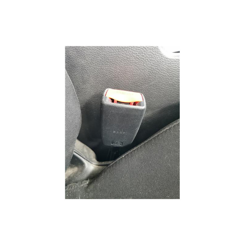 ANCLAJE CINTURON DEL. DCHO.