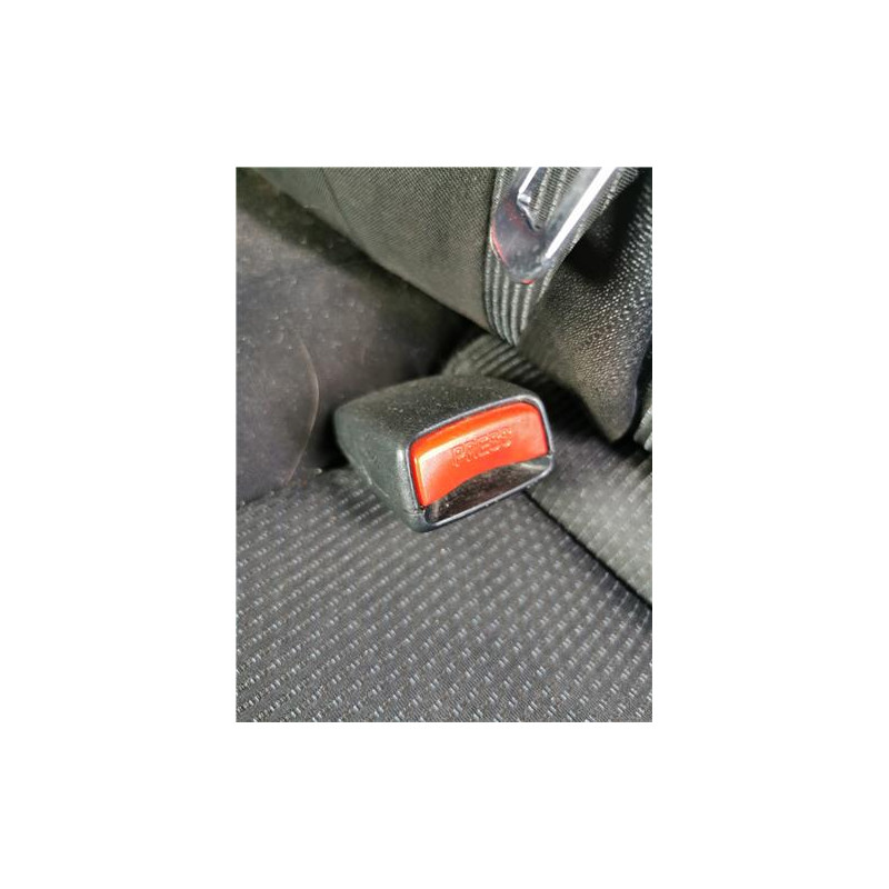 ANCLAJE CINTURON TRA. IZDO.