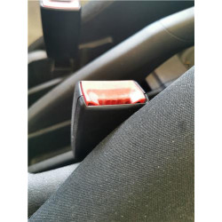 ANCLAJE CINTURON DEL. DCHO.