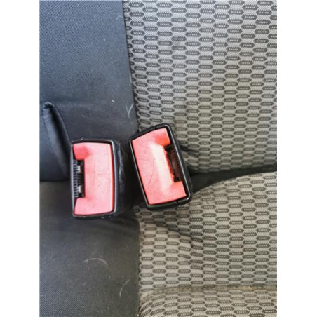 ANCLAJE CINTURON TRA. IZDO.