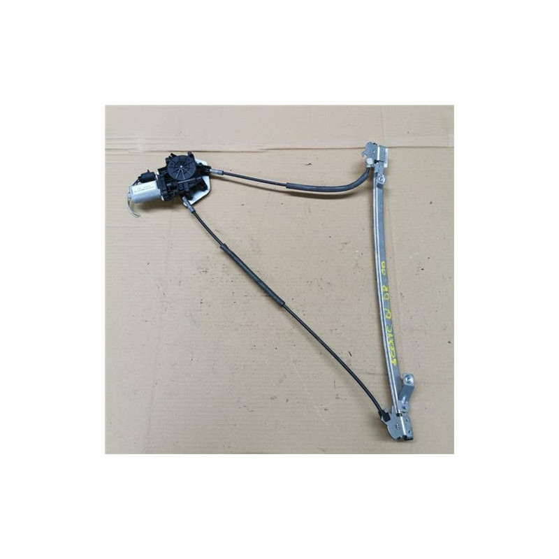 ELEVALUNAS ELECTRICO DEL. DCHO.