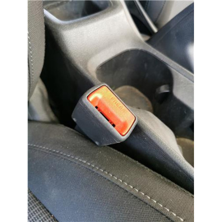 ANCLAJE CINTURON DEL. DCHO.