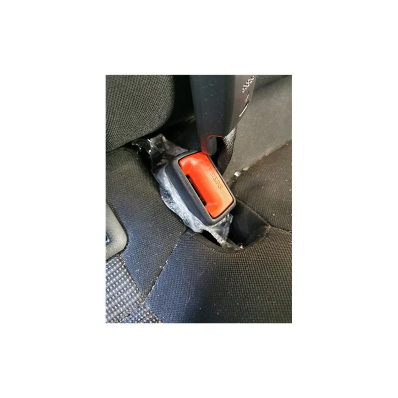 ANCLAJE CINTURON TRA. DCHO.