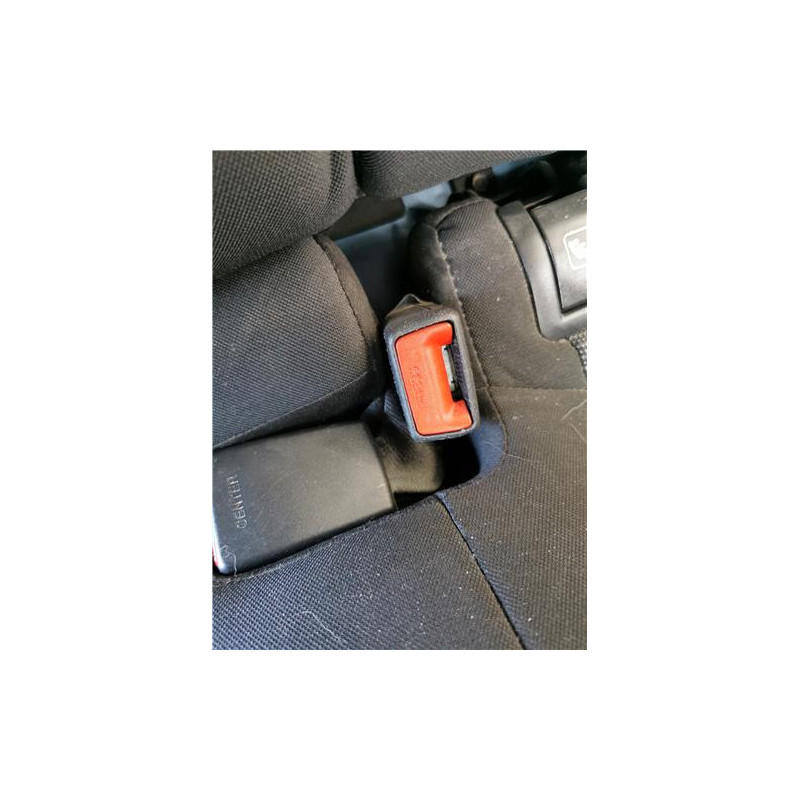 ANCLAJE CINTURON TRA. IZDO.