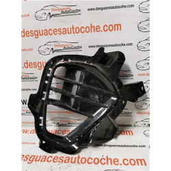 REJILLA PARAGOLPES DEL. IZDA.