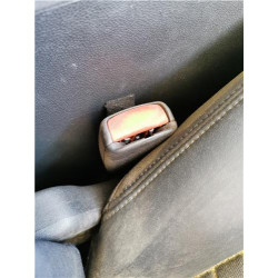 ANCLAJE CINTURON DEL. DCHO.