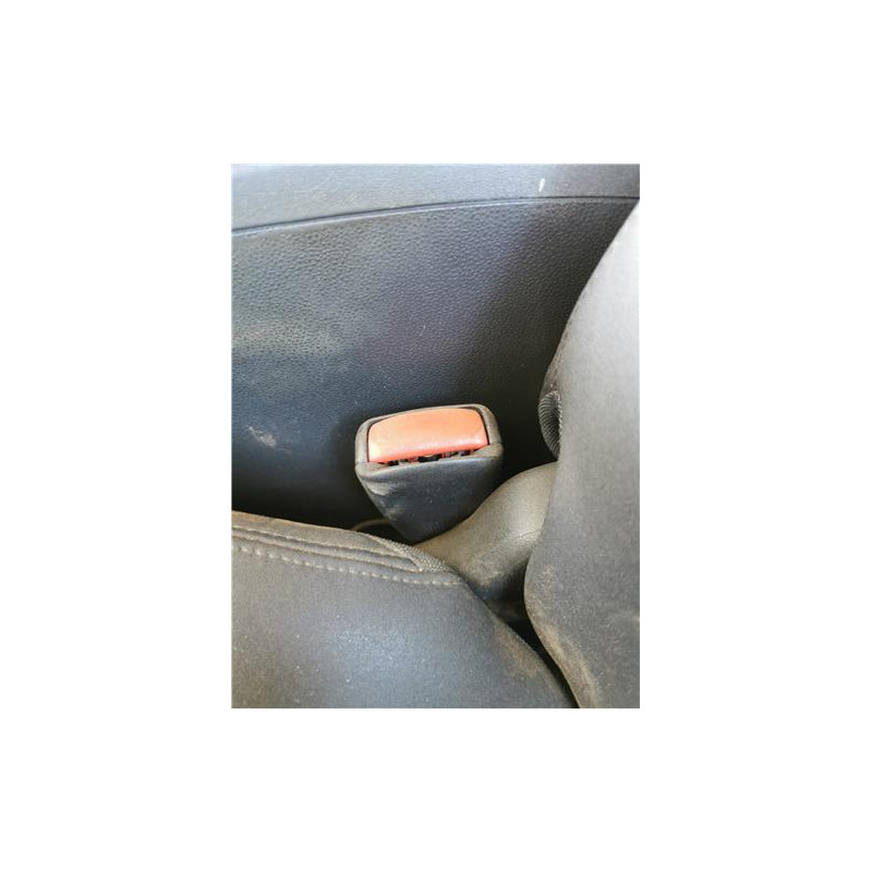 ANCLAJE CINTURON DEL. IZDO.