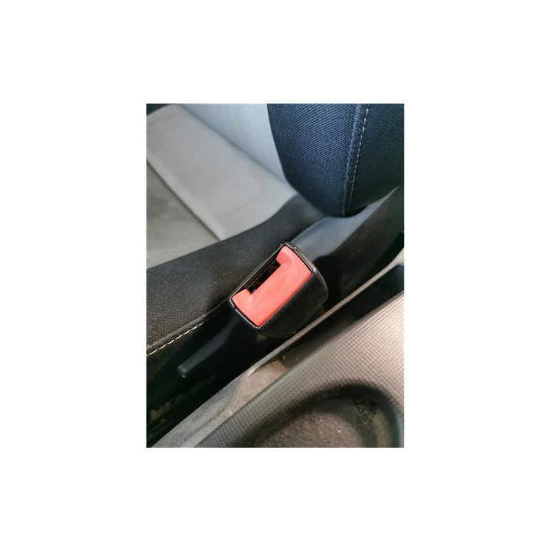 ANCLAJE CINTURON DEL. DCHO.