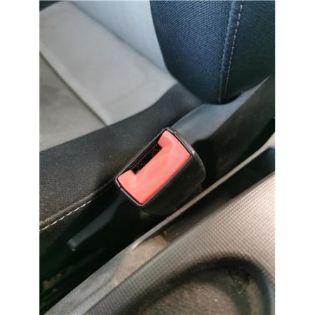 ANCLAJE CINTURON DEL. DCHO.