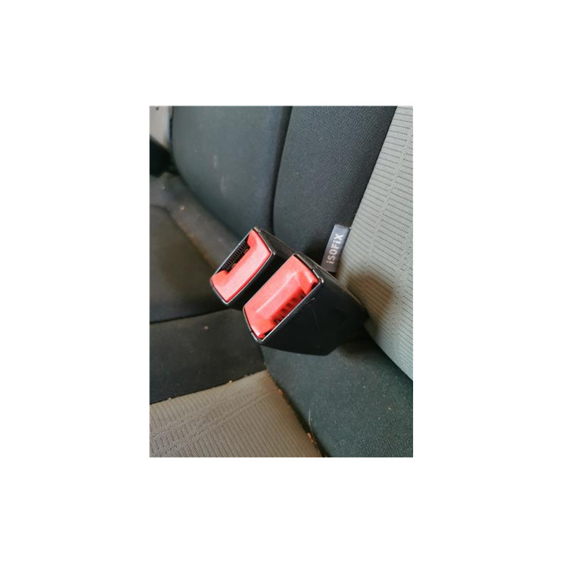 ANCLAJE CINTURON TRA. IZDO.