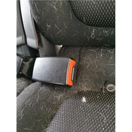 ANCLAJE CINTURON TRA. IZDO.