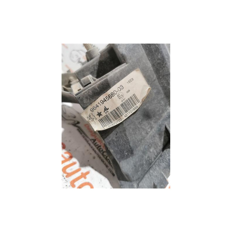 FARO ANTINIEBLA IZDO.