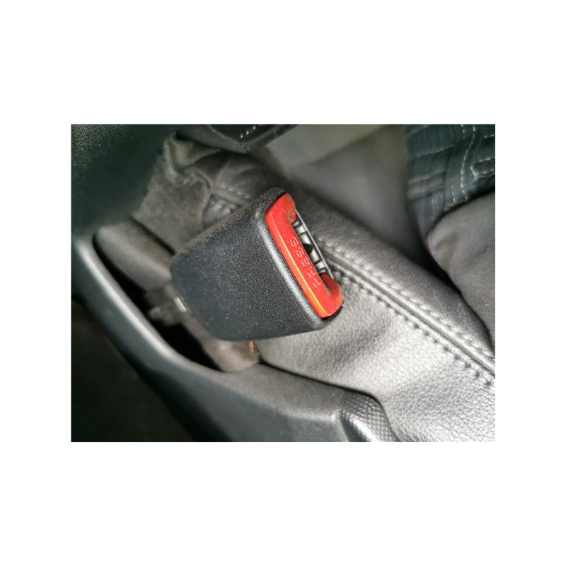 ANCLAJE CINTURON DEL. IZDO.