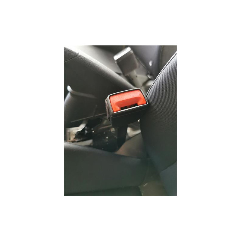 ANCLAJE CINTURON DEL. IZDO.