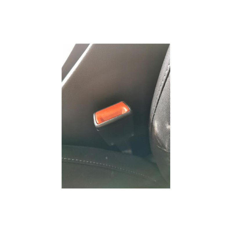 ANCLAJE CINTURON DEL. IZDO.