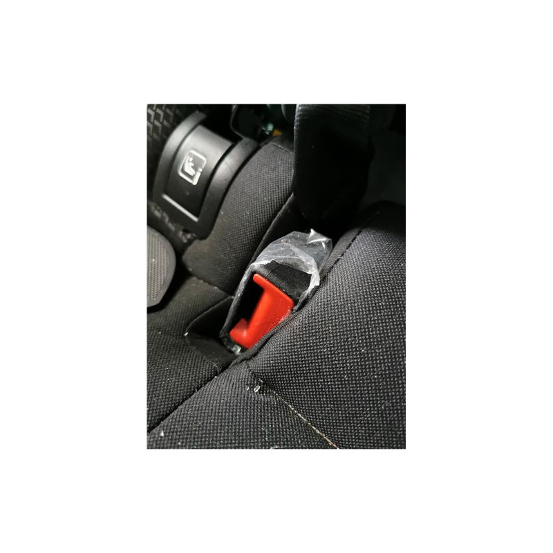 ANCLAJE CINTURON TRA. DCHO.