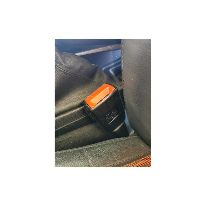 ANCLAJE CINTURON DEL. IZDO.