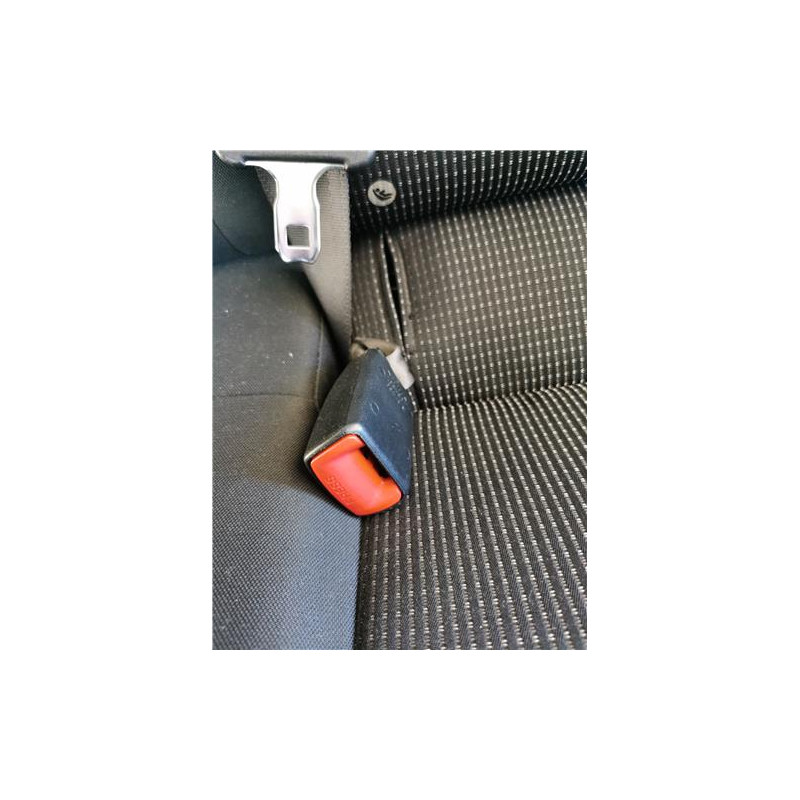 ANCLAJE CINTURON TRA. IZDO.