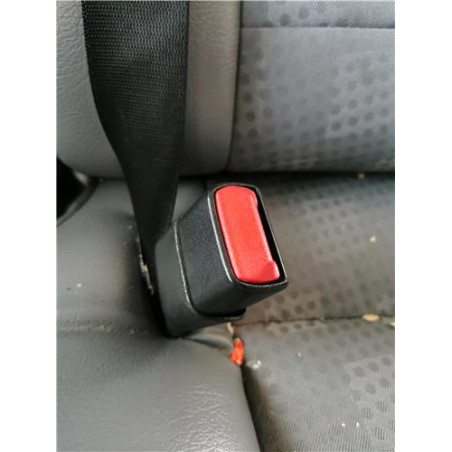 ANCLAJE CINTURON TRA. IZDO.