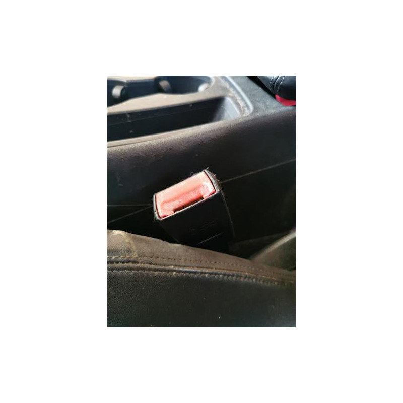 ANCLAJE CINTURON DEL. IZDO.