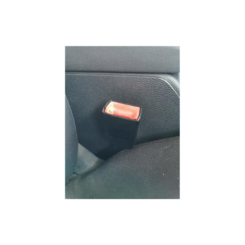 ANCLAJE CINTURON DEL. DCHO.