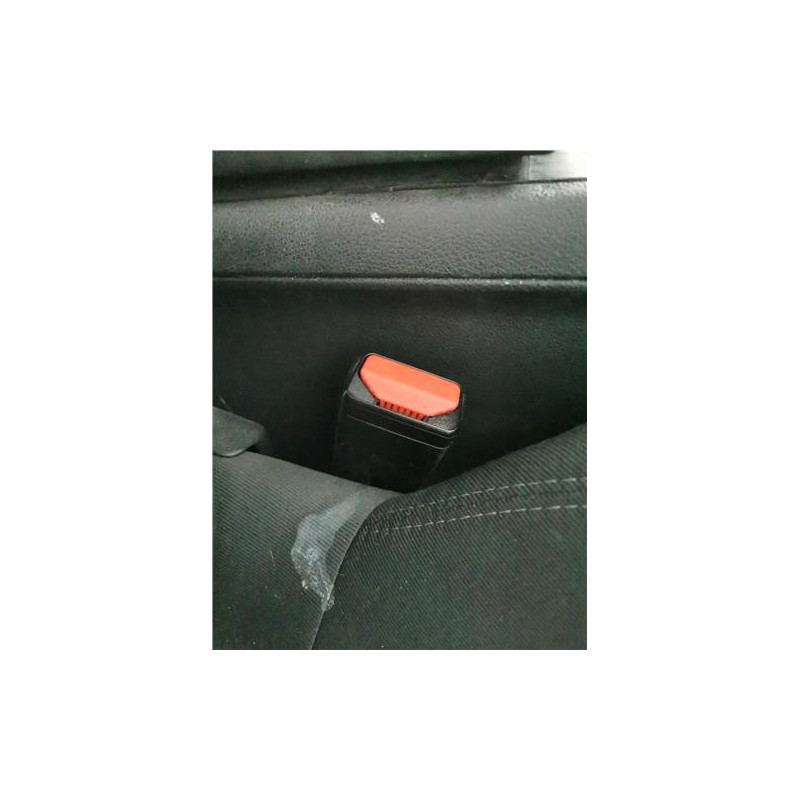 ANCLAJE CINTURON DEL. DCHO.